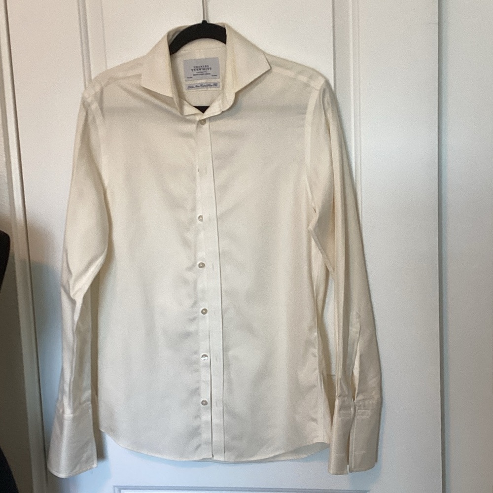 Charles Tyrwhitt Cream Men's Dress Shirt 14 1/2-33”